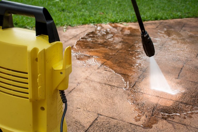 Do Electric Power Washers Need Oil Thing That You Should Know