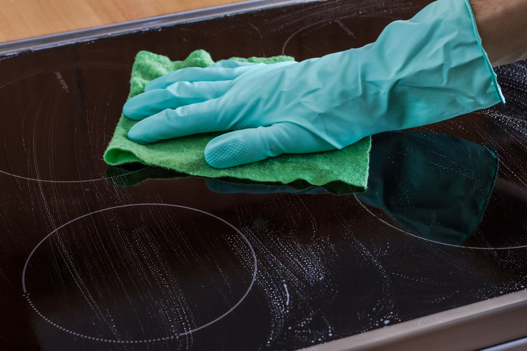 How To Remove Cloudiness from Glass Top Stove ( 7 Best Steps)