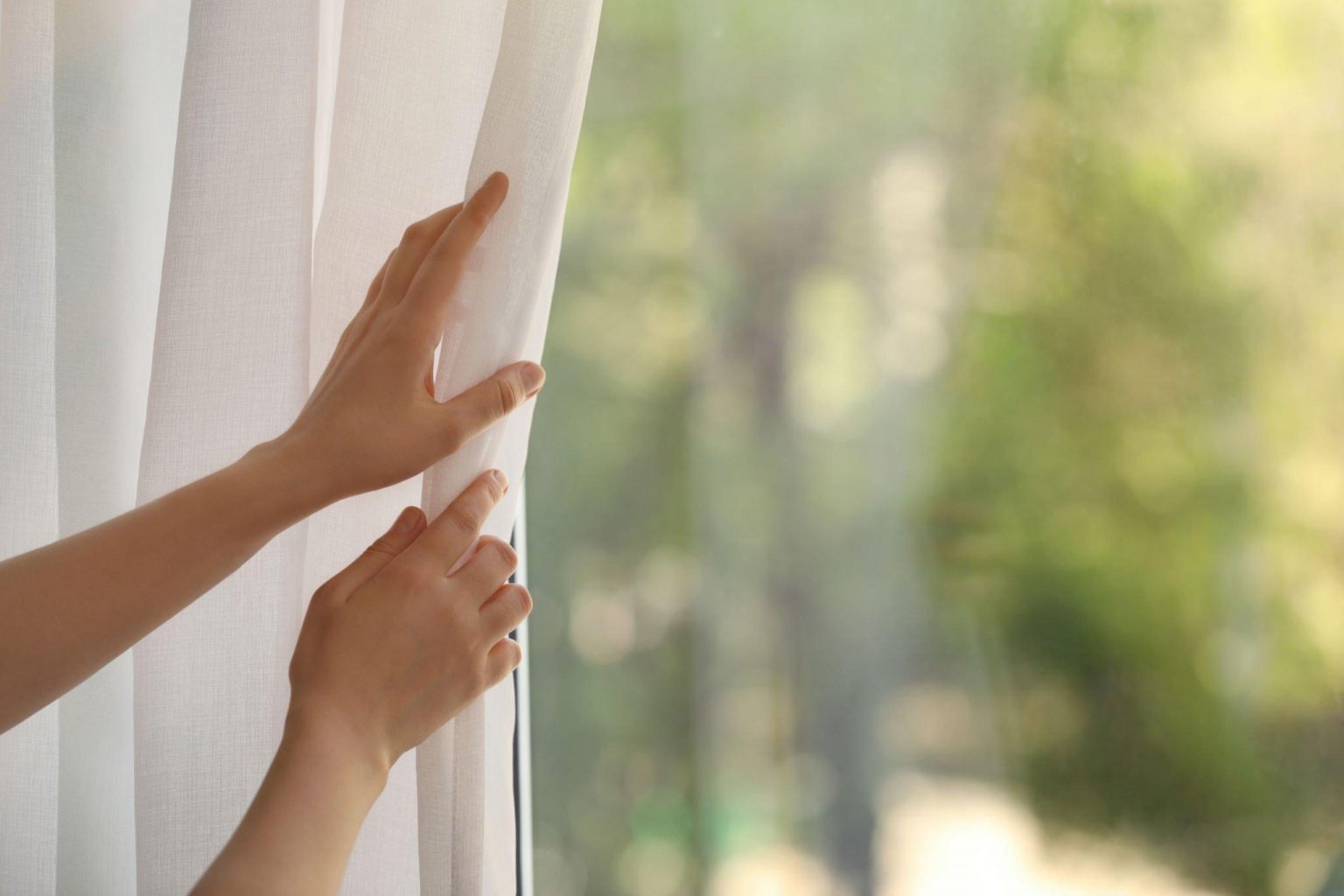 How To Clean Curtains Without Washing Or Hanging Down